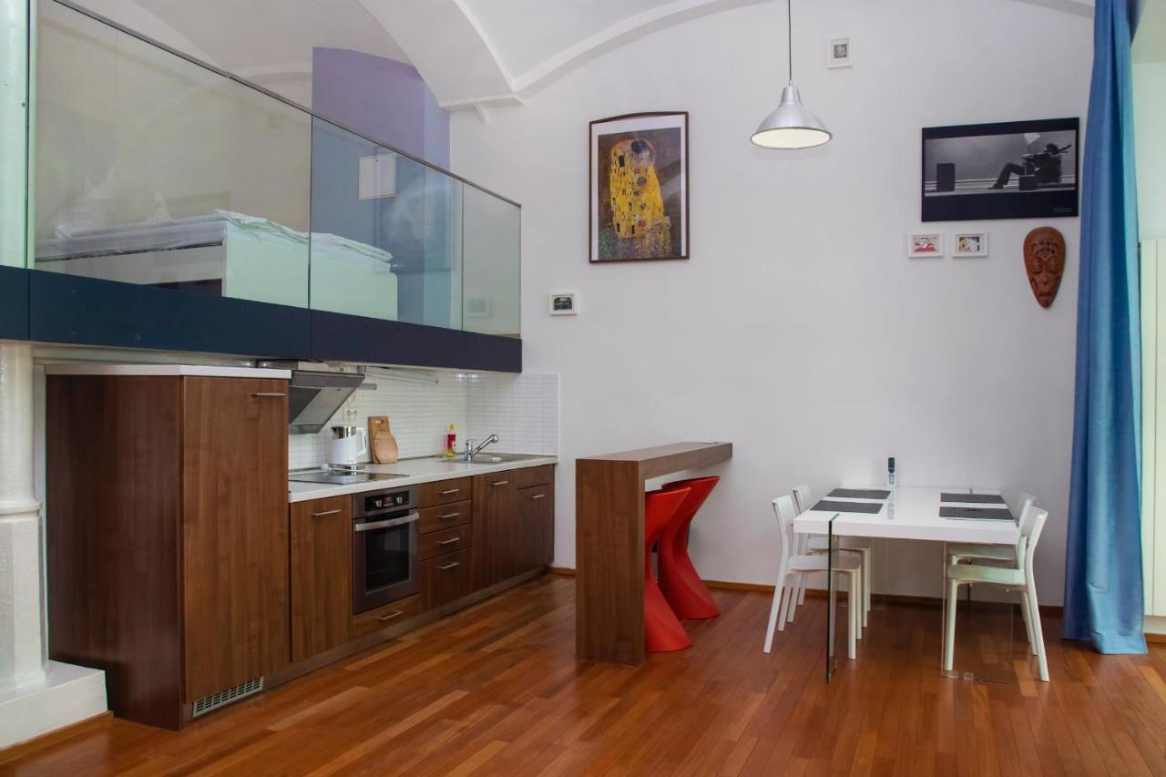 Modern Apartment With Terrace And Air Conditioning ปราก ภายนอก รูปภาพ